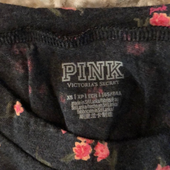 Victoria’s Secret PINK Twisted Back Muscle Tank - Picture 6 of 8